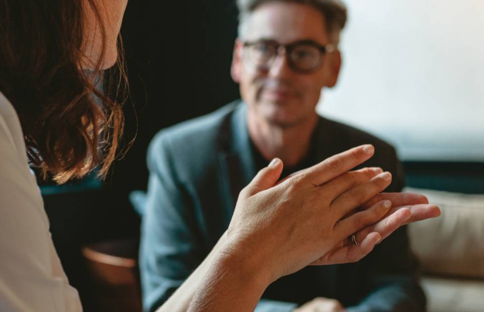 Schwanger: Arbeitgeber informieren | Pro Femina e.V.