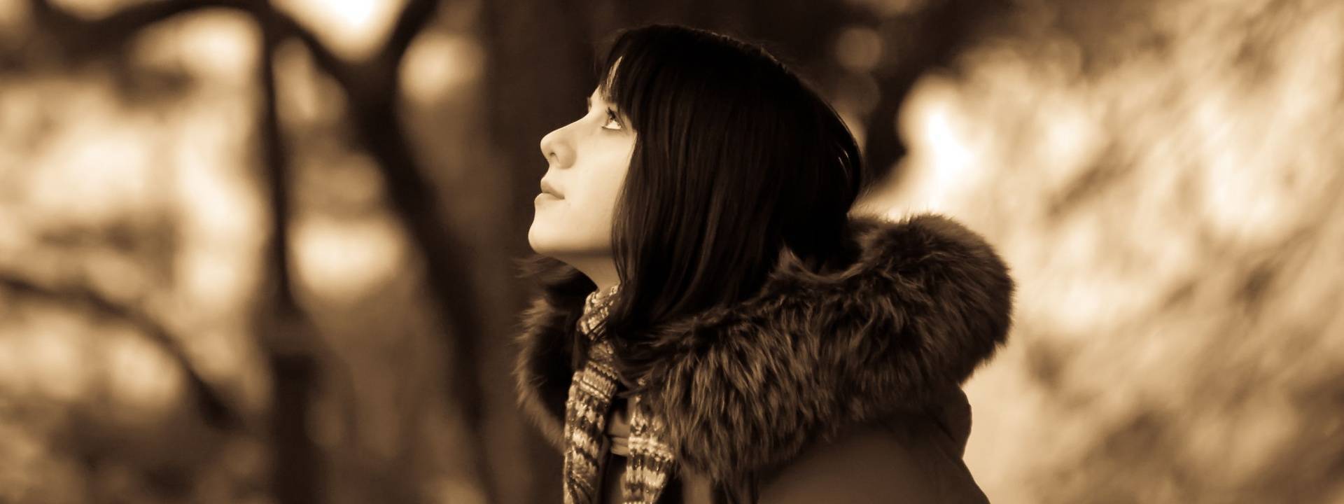 Thinking woman 